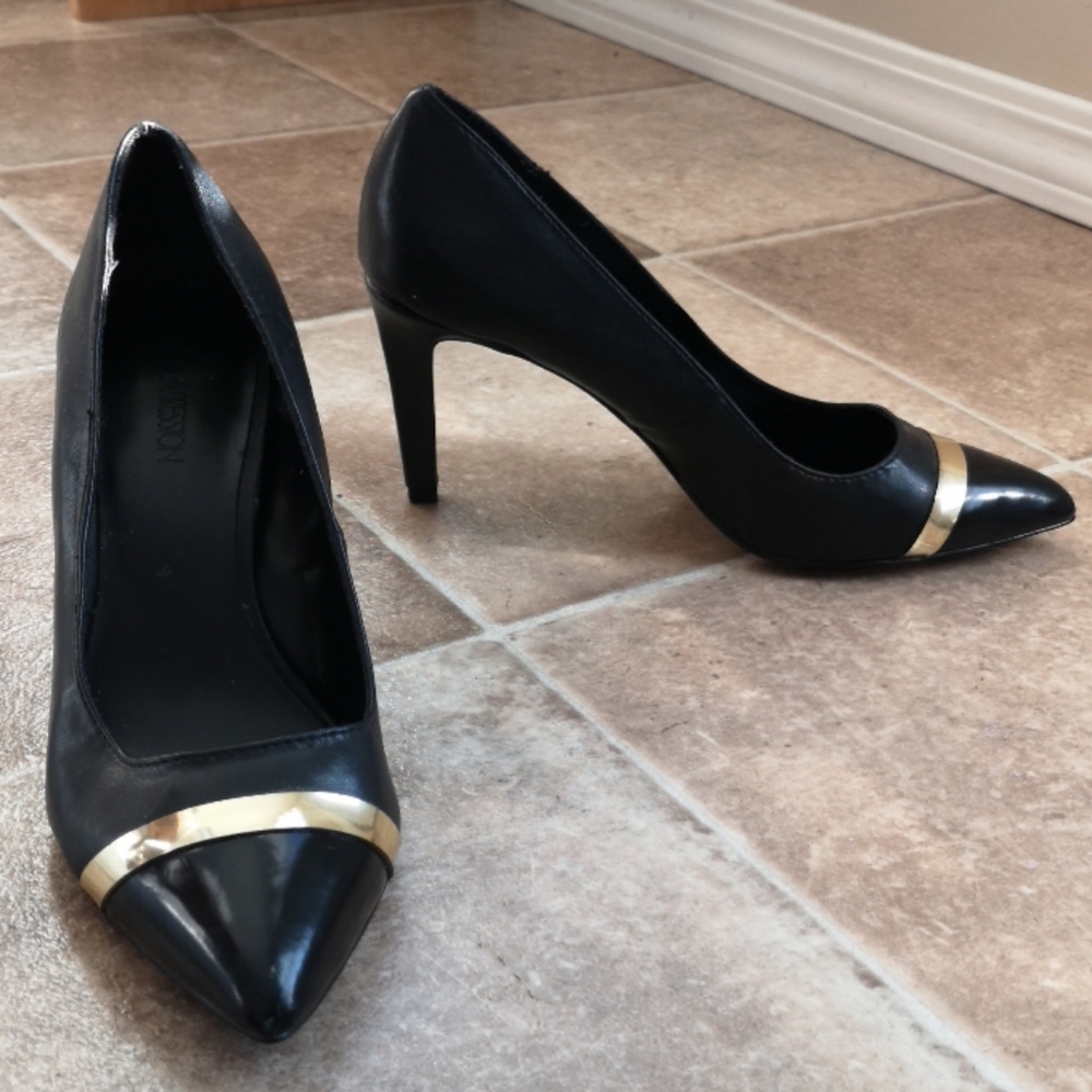 Expression Heels Black with Gold Details